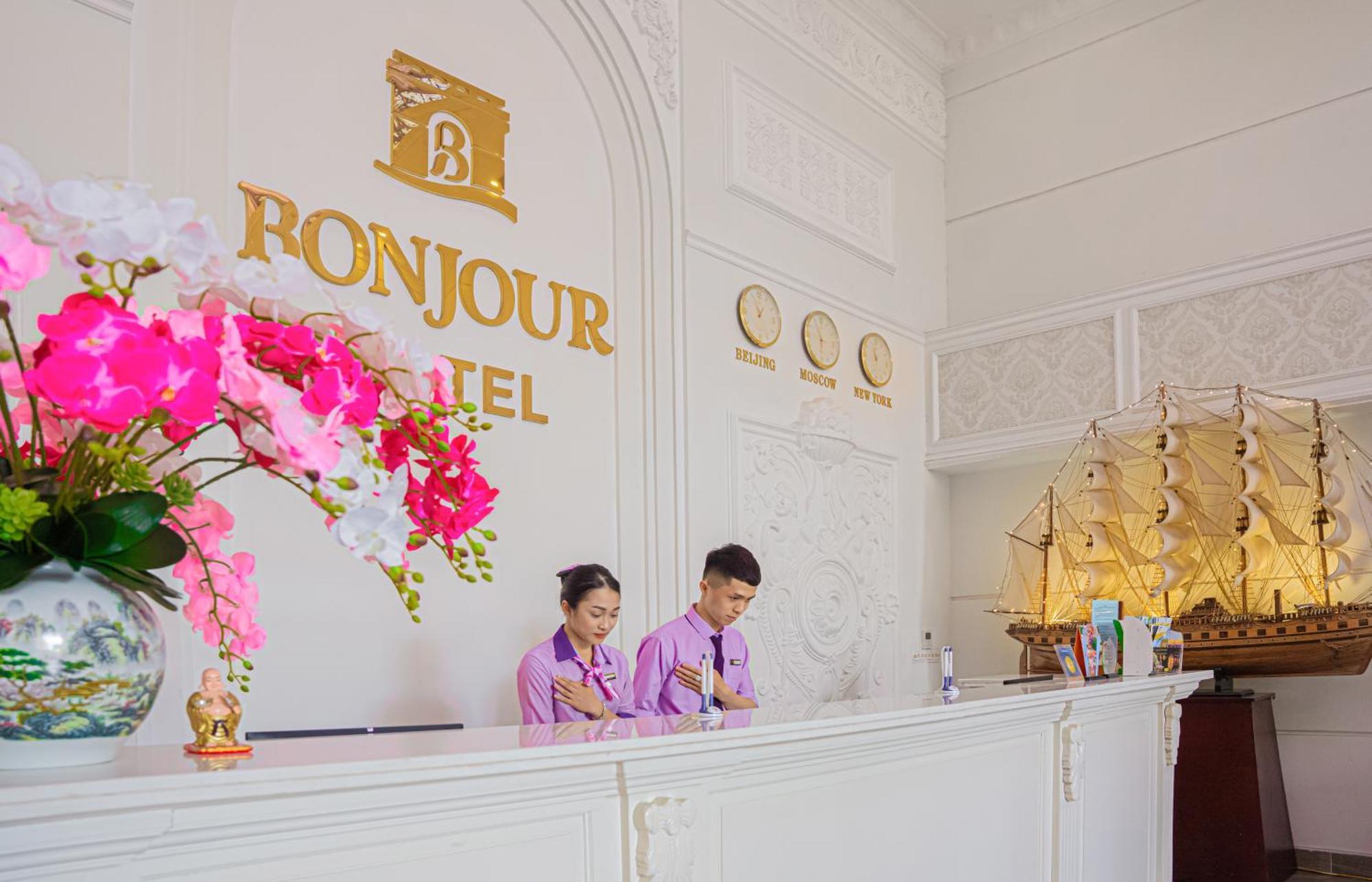 Bonjour Nha Trang Hotel Exterior foto